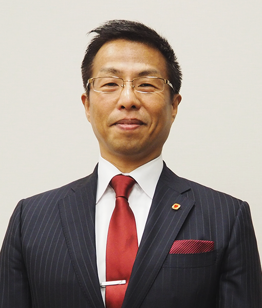 兼元 謙任